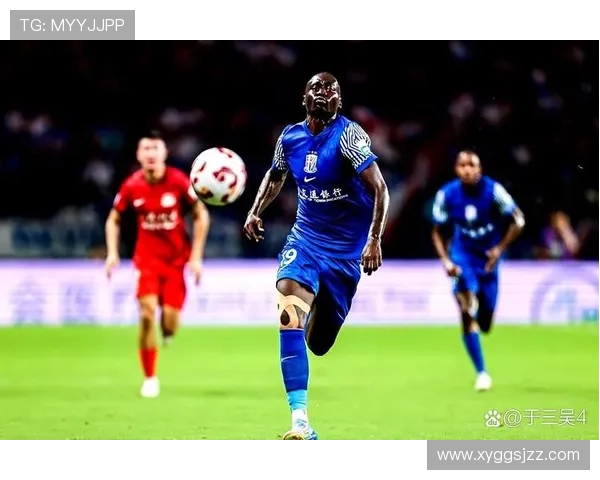 阿苏埃回顾:刚加入时表现顺利但迟迟未能找到合适射门靴的困惑 阿苏埃回顾:刚加入时表现顺利但迟迟未能找到合适射门靴的困惑